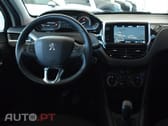 Peugeot 208 1.2 PureTech Signature