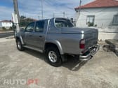 Toyota Hilux 2.5 D4-D Tracker