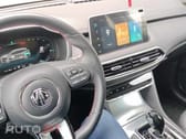 MG EHS Luxury Híbrido Plug-in