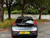 Volvo V40 D2