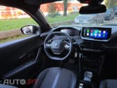 Peugeot 2008 1.2 Hybrid Allure e-DCS6