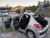 Peugeot 206+ 1.1 Poucos Kms!