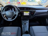 Toyota Auris 1.8 HSD Comfort +P.Sport+Navi