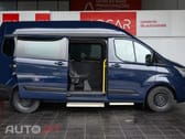 Ford Transit Custom Adaptada p/ 3 cadeiras de rodas