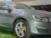 Volvo V60 2.0 D2 R-Design Momentum