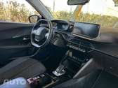 Peugeot 2008 1.2 PureTech Allure EAT8