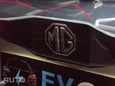 MG MG4 77 kWh Extended Range Luxury
