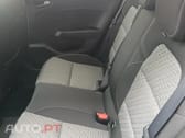 Renault Clio Outro