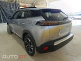 Peugeot E-2008 50 kWh Allure Pack