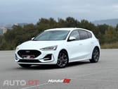 Ford Focus 1.0 EcoBoost MHEV ST-Line