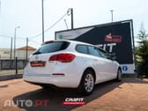 Opel Astra Outro