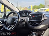 Peugeot 2008 1.2 PureTech Allure EAT6