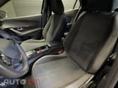 Peugeot E-2008 Active