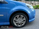 Renault Clio 1.6 16V 130 GT