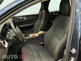 Volvo V60 2.0 B4 Momentum Plus Geartronic