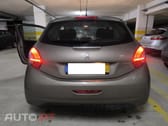Peugeot 208 1.4HDI 5lugares A/C