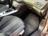Peugeot 308 1.6 e-HDi Allure J17