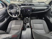 Toyota Hilux 2.4 D-4D 2WD CD