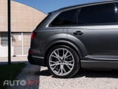 Audi SQ7 4.0 TDI V8 quattro Tiptronic 7L