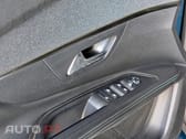 Peugeot 3008 1.6 Hybrid Allure e-EAT8