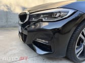 BMW 330 e Pack Desportivo M Pro Auto