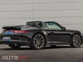 Porsche 911 Carrera 4 Cabriolet PDK Black Edition