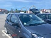 Renault Twingo rip curl