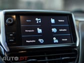 Peugeot 208 1.2 PureTech Signature