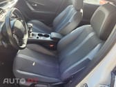 Peugeot 2008 1.5 BlueHDi Allure