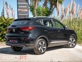 MG ZS Standard Luxury