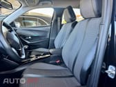 Peugeot 2008 1.5 BlueHDi Allure Pack