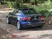 Jaguar XE 2.0 D R-Dynamic S