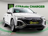 Audi Q8 E-Tron 55 S LINE BLACK 