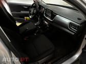 Kia Stonic 1.0 T-GDI 7DCT Drive