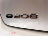 Peugeot E-208 Allure Pack