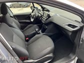 Peugeot 208 1.2 PureTech Signature