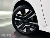 Peugeot 208 1.2 Hybrid Allure e-DCS6