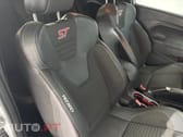 Ford Fiesta 1.6 EcoBoost ST200