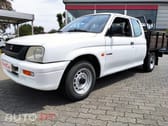 Mitsubishi L200 2.5D 4 LUGARES