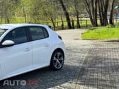 Peugeot 208 1.2 PureTech Allure EAT8