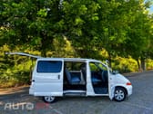 Toyota HiAce 9 Lugares