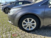 Toyota Avensis SD 2.0 D-4D Exclusive +Pele+GPS
