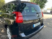 Peugeot 5008 1.6 e-HDi 7L Allure 2-Tronic 113g