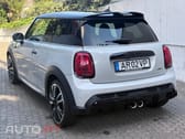 MINI Cooper John Cooper Works Auto Desportiva