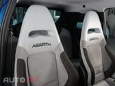 Abarth 695 Outro