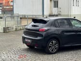 Peugeot 208 1.2 PureTech Allure EAT8