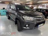 Toyota Hilux 2.4 D-4D 4WD CD Tracker
