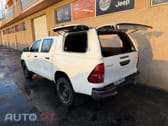 Toyota Hilux 2.4 D-4D 4WD CD Premium Edition