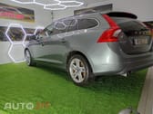 Volvo V60 2.0 D2 R-Design Momentum
