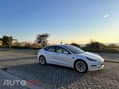 Tesla Model 3 Tração Traseira